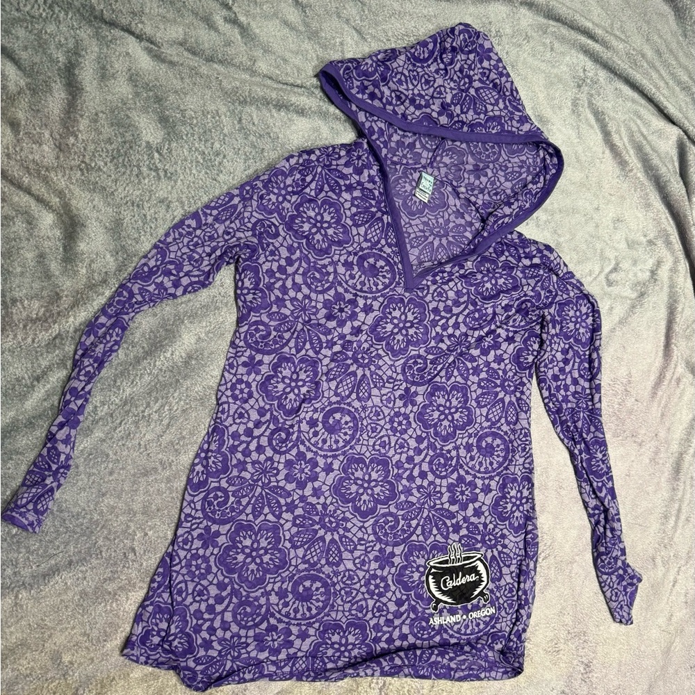 Caldera Brewery Hooded Longsleeve pullover size medium